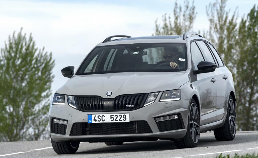  Skoda Octavia RS Combi 2017 года  (WW) (фото 45 из 48)